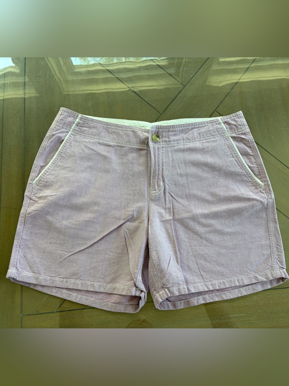 Columbia Women’s Light Purple Shorts Size 12